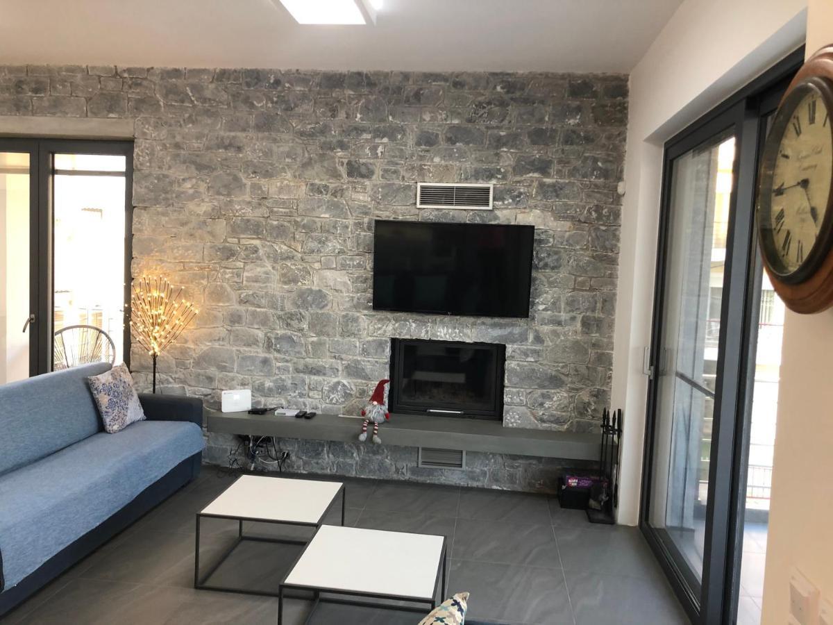 Elion Luxury Apartments Kalamáta Eksteriør bilde
